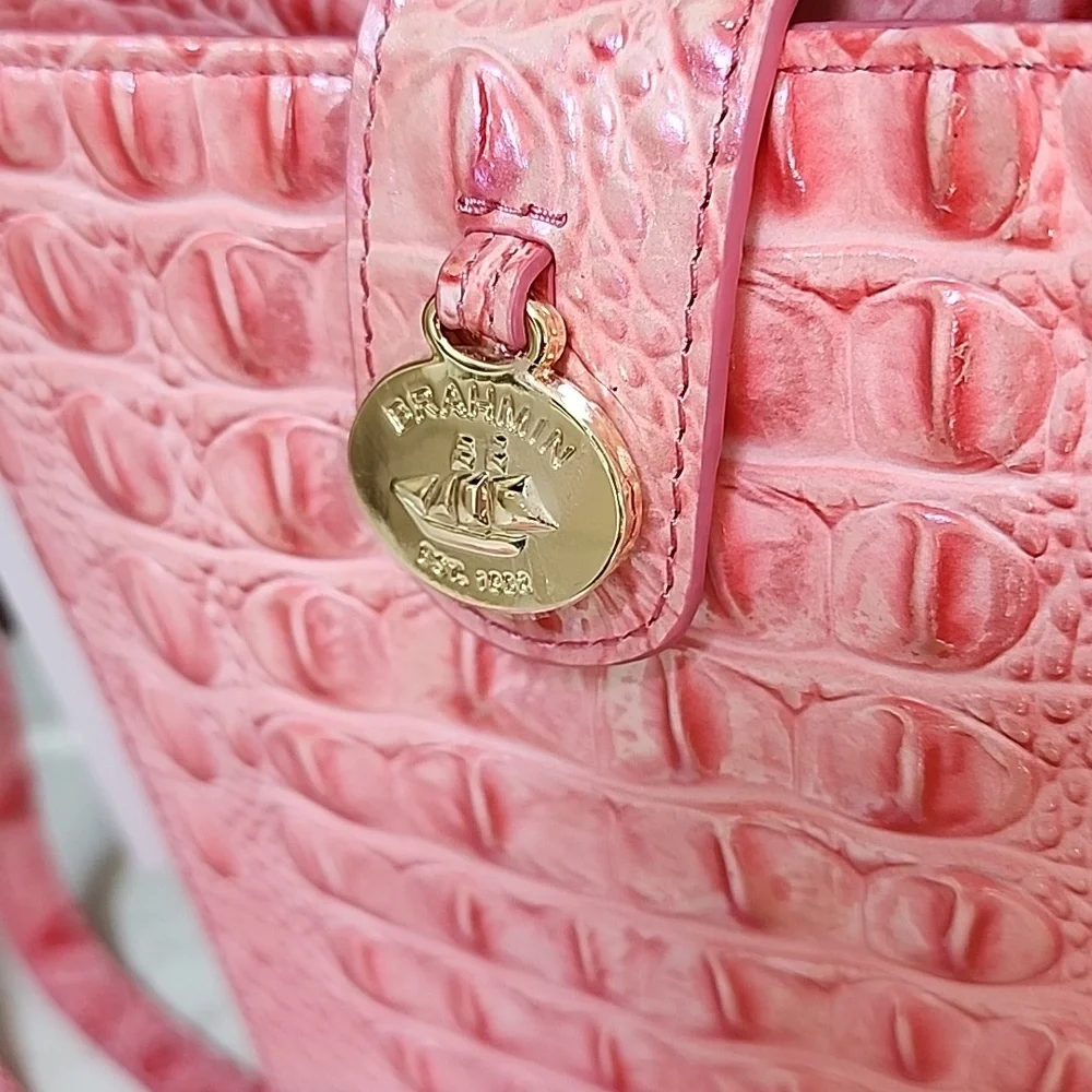 π©· π©· BRAHMIN Marley PINK PUNCH Crossbody & PINK PUNCH Credit Card Wallet π©· π©· - Picture 2 of 11